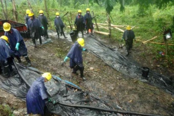 En fotos: los derrames petroleros que amenazan a la Amazonía peruana