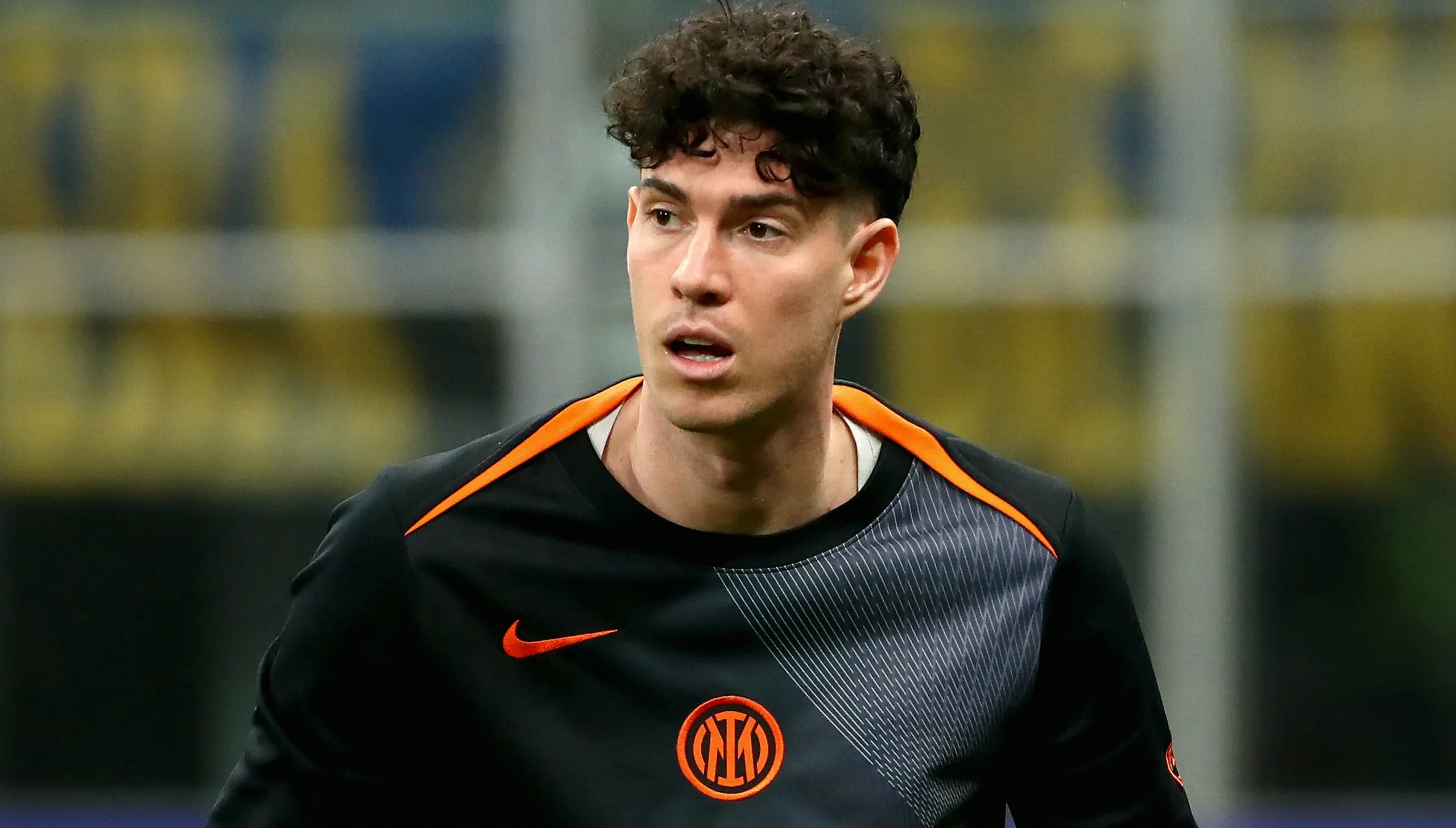 Barcelona inicia contactos por Bastoni y el Inter ya prepara respuesta