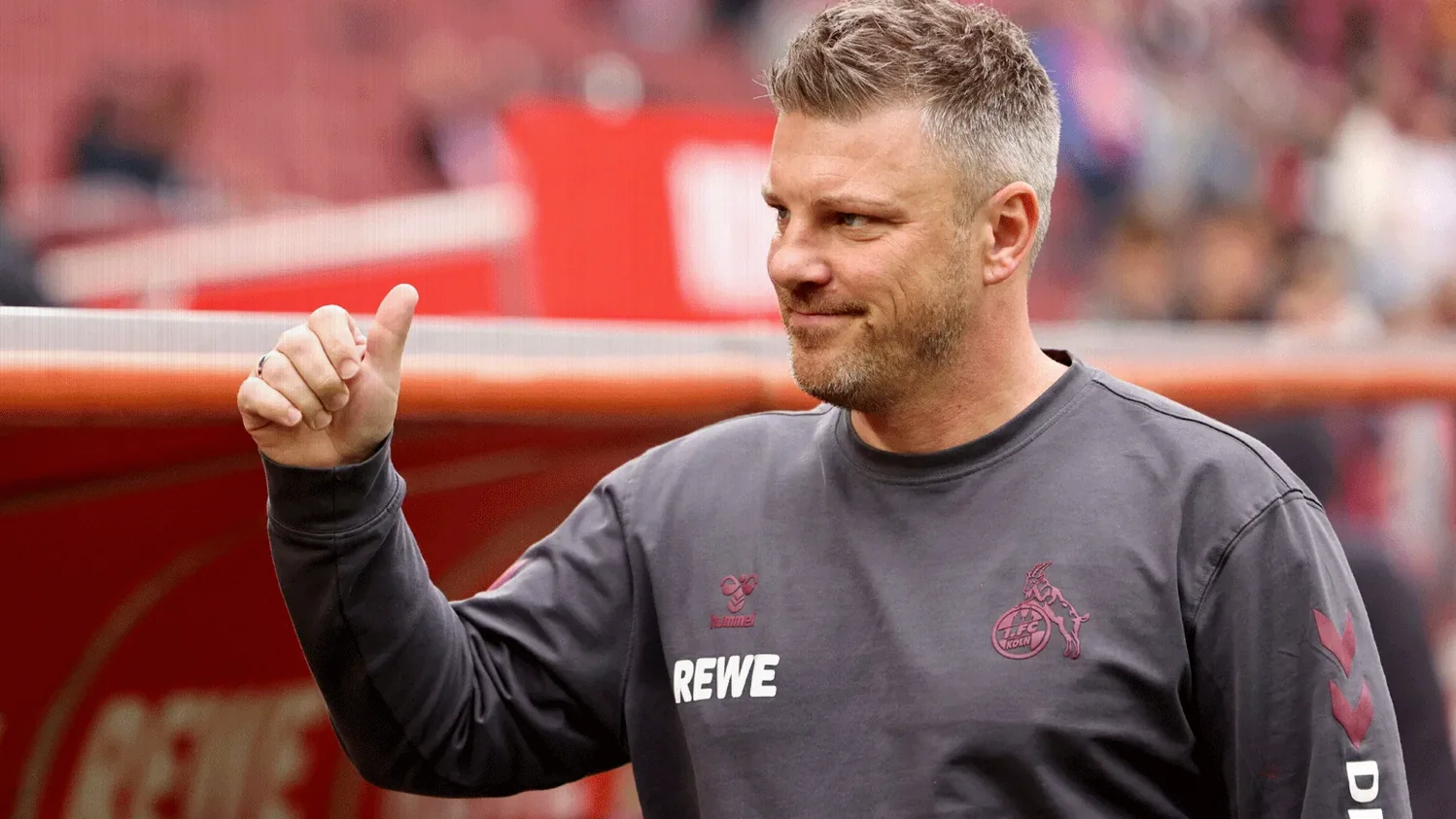 Wolfsburgo sopesa a Hecking y planifica un golpe de timón de cara al verano