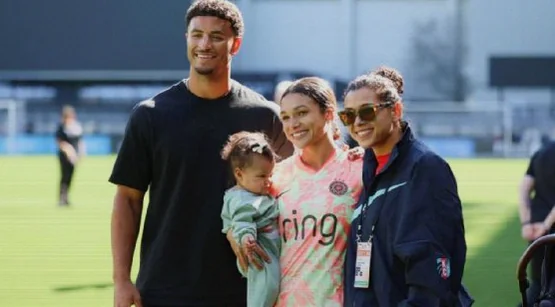 Sophia Wilson agradece a las madres pioneras al volver a la USWNT